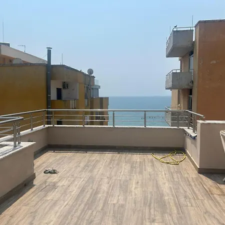 Luxury With A Seaview And Big Terrqce Дуррес